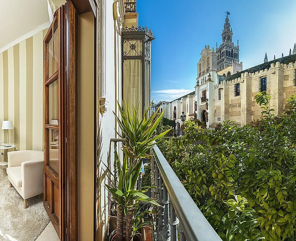 Genteel Home Catedral Terrace Seville Apartment